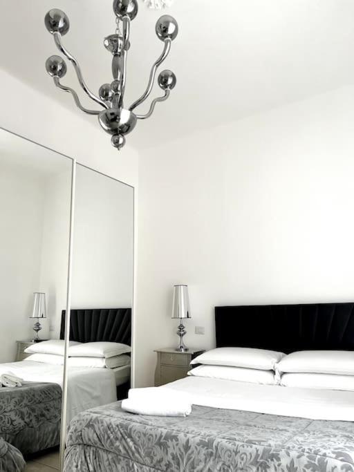 Hotel Virginia Apartaments - Stazione Termini Róma Kültér fotó