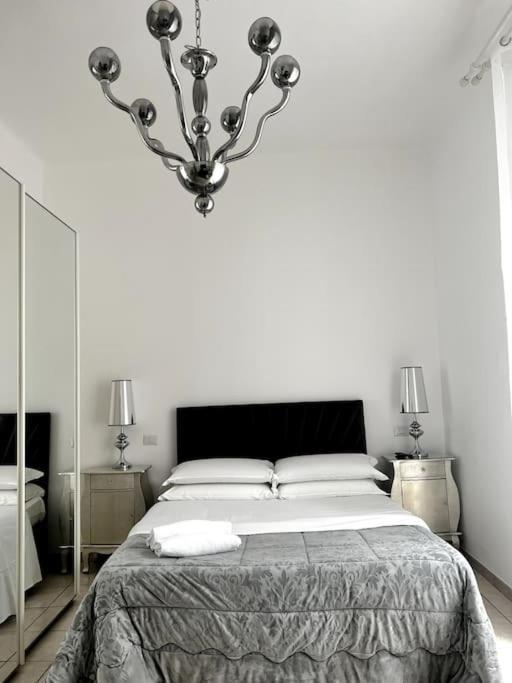 Hotel Virginia Apartaments - Stazione Termini Róma Kültér fotó